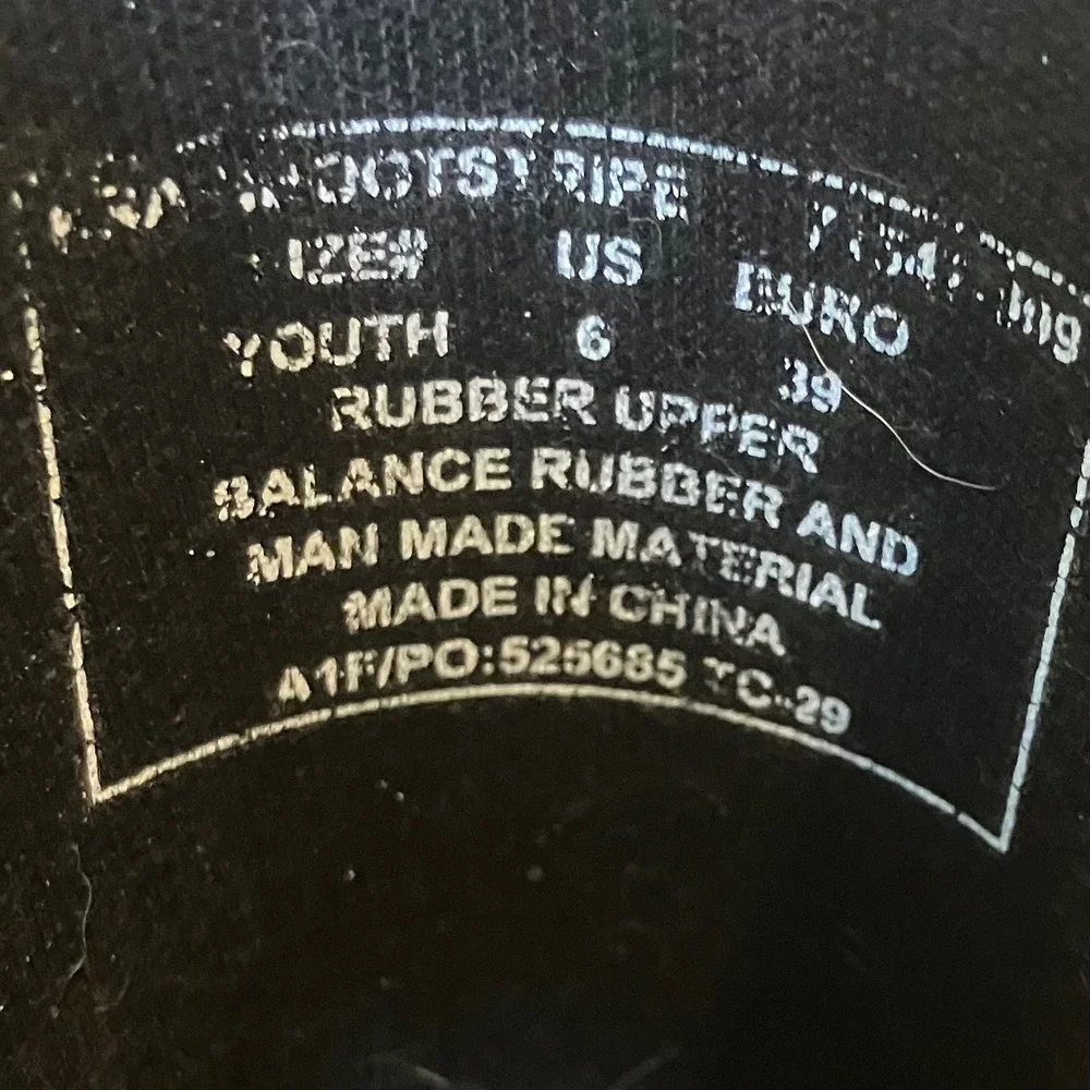 Bogs some scuffs